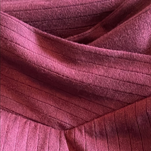 Halara Elegant Women's Skirt size small color wine tasting NWOT - Picture 6 of 10